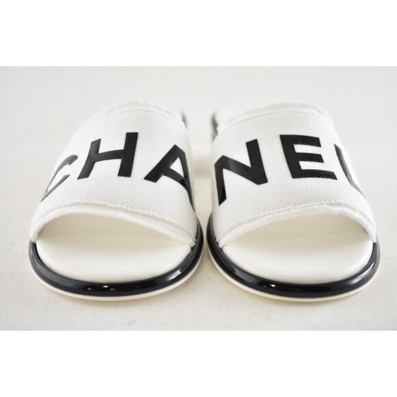Chanel 24C White Black CHA NEL Letter Logo Mule Slide Block Heel Sandal 40.5 - Picture 10 of 16